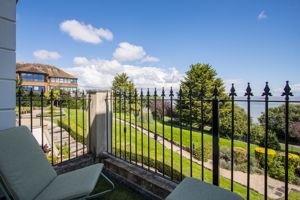 Photo 17- click for photo gallery